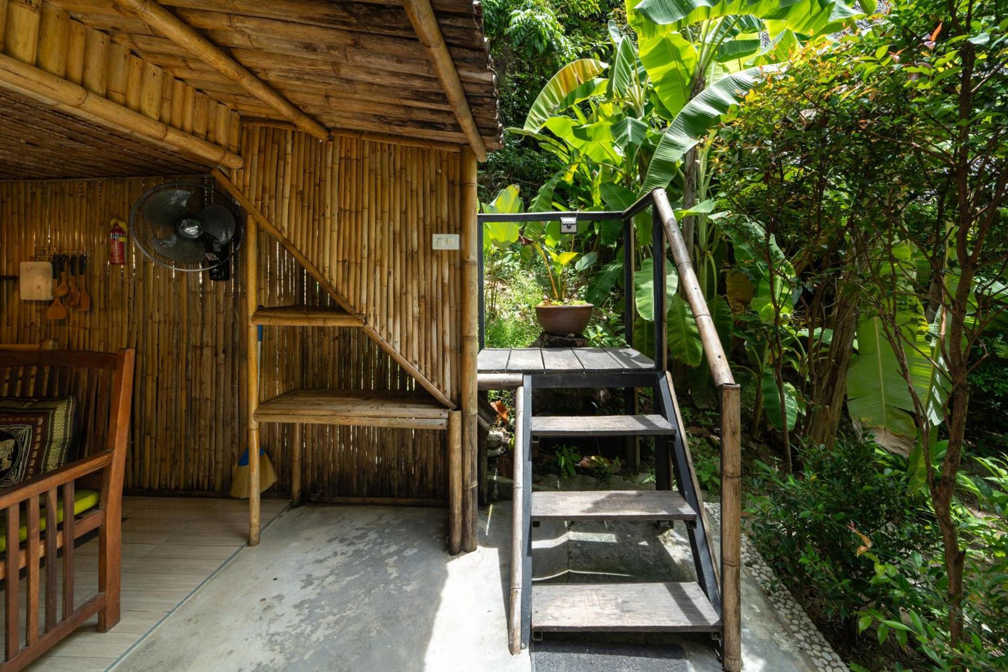 Bamboo Bay Eco Resort スリタヌ エクステリア 写真