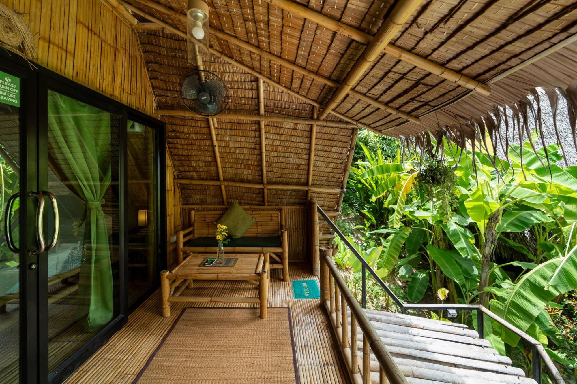 Bamboo Bay Eco Resort スリタヌ エクステリア 写真