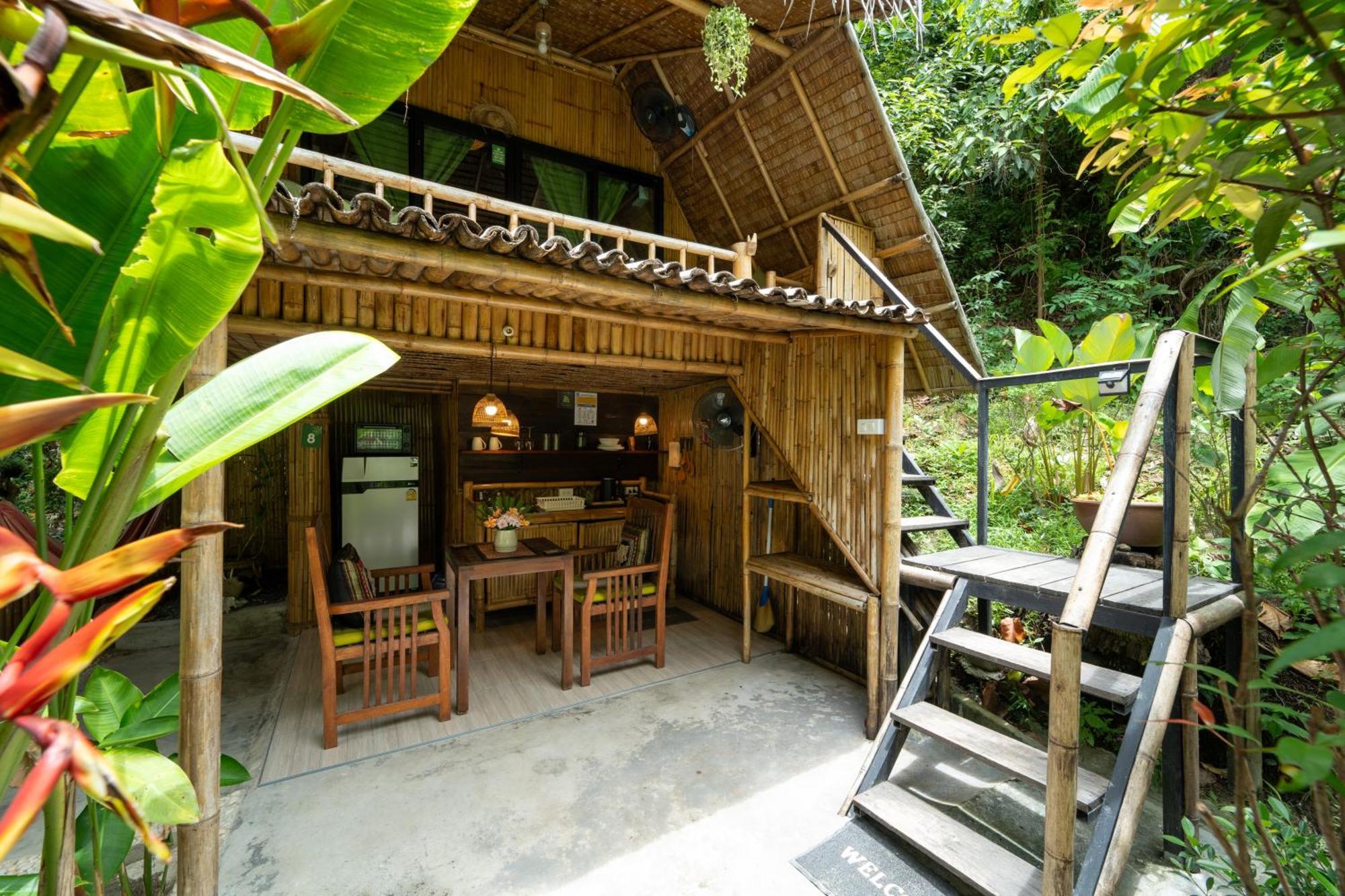 Bamboo Bay Eco Resort スリタヌ エクステリア 写真