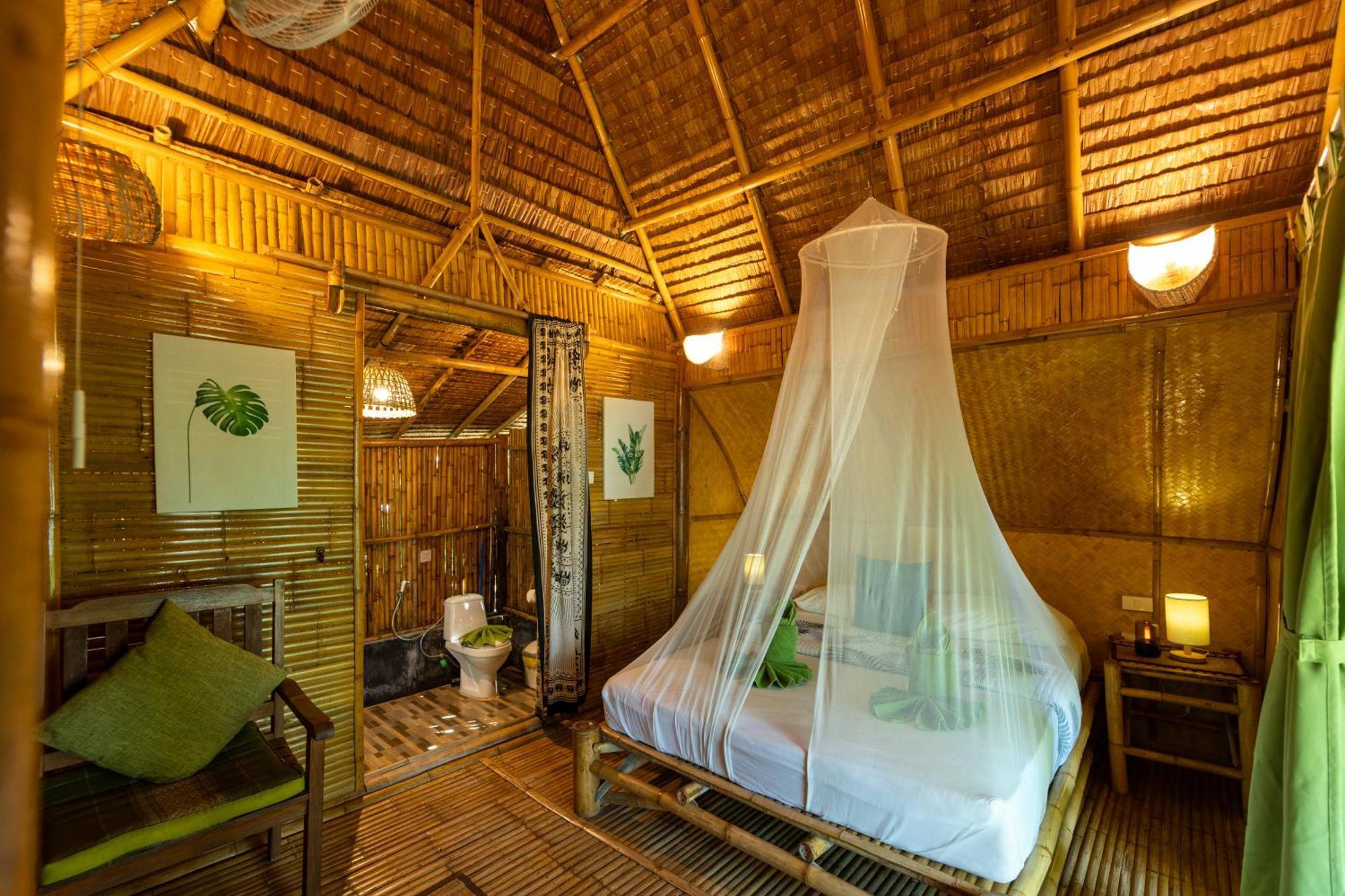 Bamboo Bay Eco Resort スリタヌ エクステリア 写真